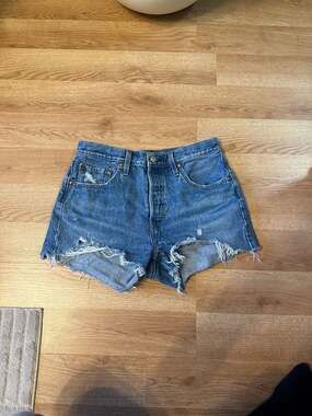 Levi's Premium 501 Original Distressed High Rise Cut-Off Shorts W29